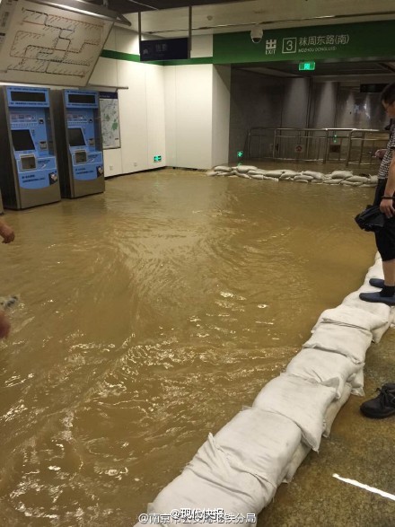 上海站地铁最晚几点钟_上海地铁晚班时刻表_上海地铁终点站播报