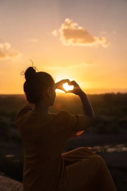 雌雄眼女人的人命好不_雌雄眼女生代表什么生肖_女生雌雄眼代表什么